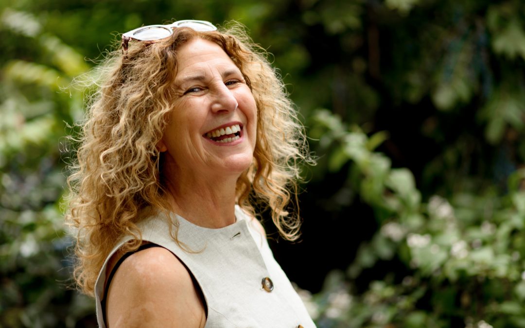 Dating photographer in London for camera-shy people