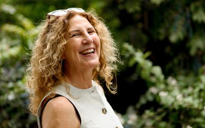 Dating photographer in London for camera-shy people